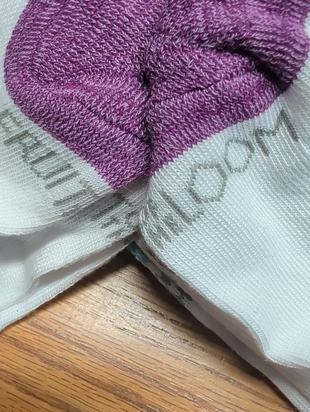 NWT Fruit Of The Loom Girls Socks